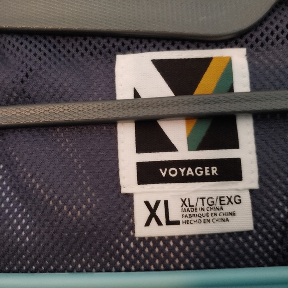 Voyager Jackets & Coats Nwt Voyager Mens Zip Up Windbreaker In Two